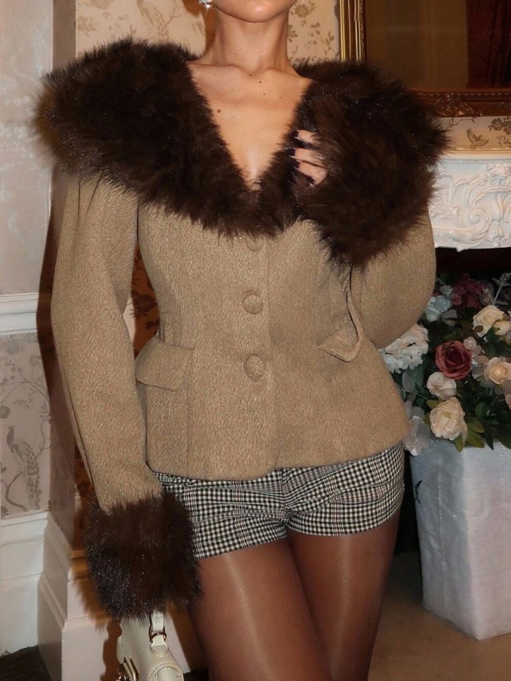 Camel Elegant Women's Off Shoulder Jacket